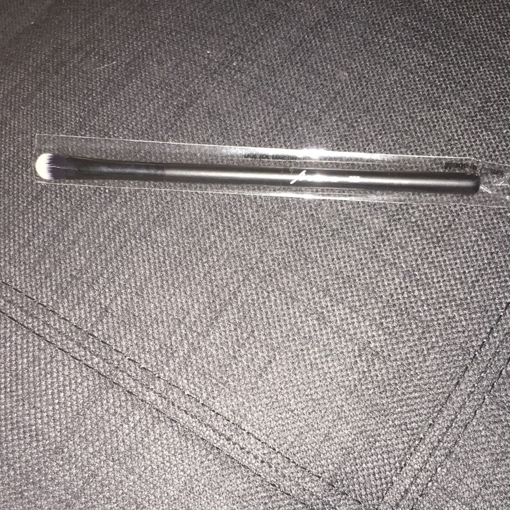 Firma Eyeshadow Brush